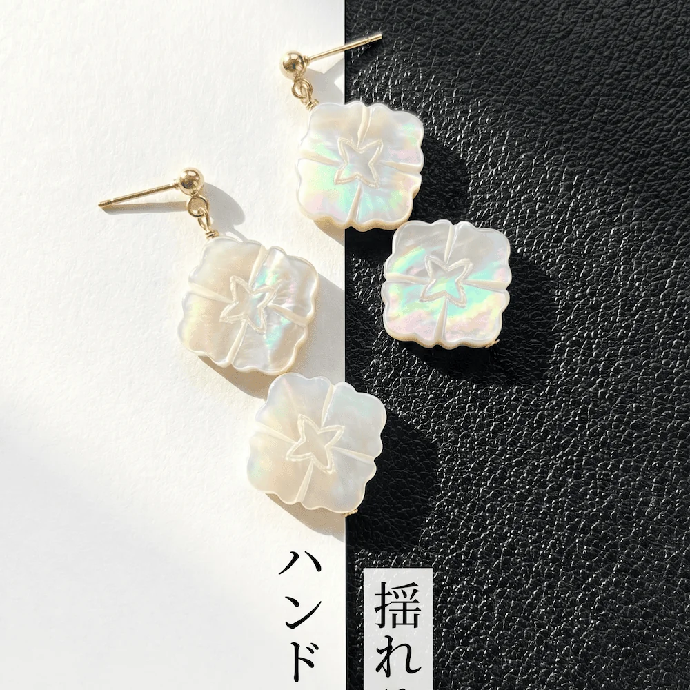 マザーオブパール（MOP）の上品な輝き。日常使いにぴったりです。 #マザーオブパール #シェル #上品アクセサリー